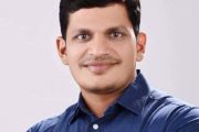 आयुक्तांचा नंबर घ्या; अन्‌ भ्रष्टाचाराविरोधात सनदशीर लढा : नगरसेवक तुषार कामठेंची ‘गांधीगिरी’, नागरिकांनी मला फोन करा, चोविस तास संपर्कात राहणार...