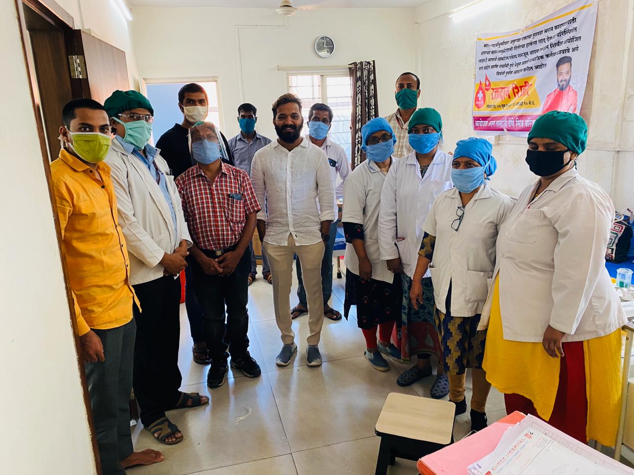 पराग ढेणे मित्रपरिवाराच्या वतीने वारजे येथे रक्तदानशिबिर संपन्न...