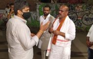 विलास लांडेंच्या दुःखात पवार कुटुंबीय सहभागी; आमदार रोहित पवारांनी घेतली लांडे कुटुंबाची भेट...