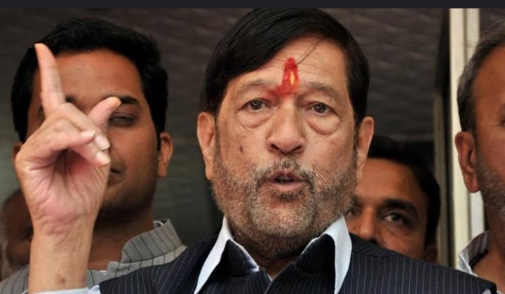 लवासाचे सेंटर ताब्यात घ्या आणि त्याचं कोविडसेंटर मध्ये रुपांतर करा, खासदार गिरीश बापट यांचा सल्ला