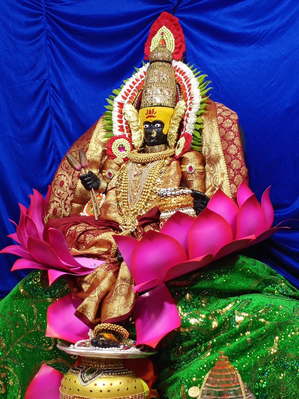 *श्रीकरवीरमहात्म्यतील स्तोत्रांमथून होणारे श्रीकरवीरनिवासिनी दर्शन नवरात्री २०२०*.