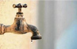 *खंडित वीज पुरवठ्यामुळे मुंबईकरांना कमी दाबाने पाणी*.