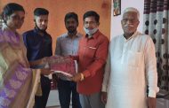 *शिवाजी पाडुळे यांची स्वच्छता कर्मचाऱ्यांना अनोखी भाऊबीज भेट*.