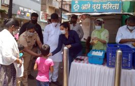 *'अन्नसुरक्षा'मधून लालबत्ती परिसरातील गरजूंना अन्नदान*