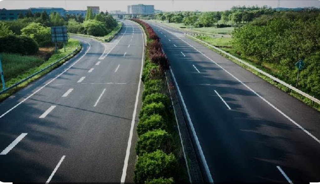 *पिंपरी चिंचवड शहरातील एनएच-४८ महामार्ग सेवा रस्त्यांचा होणार विस्तार*