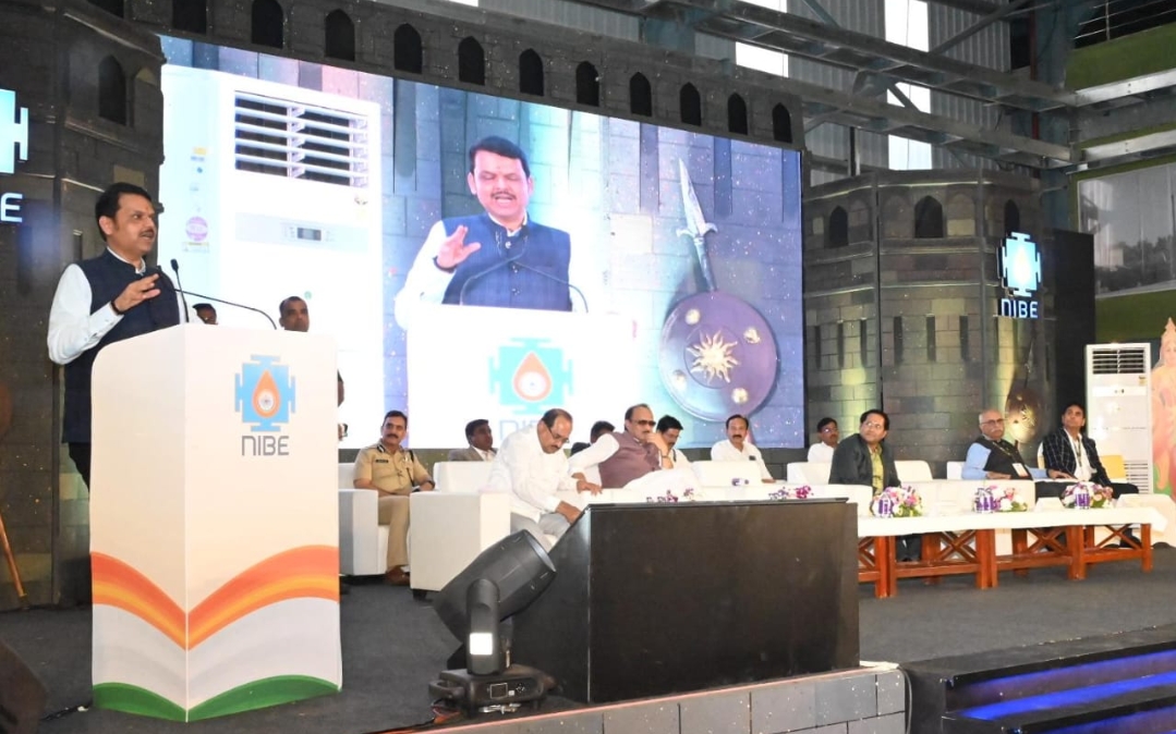 *राज्याच्या संरक्षण उत्पादन धोरणामुळे देशाचे खरे डिफेन्स क्लस्टर हे महाराष्ट्र आणि पुण्यात- मुख्यमंत्री*