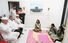 *चंद्रकांतदादा पाटील यांच्याकडून मोरे कुटुंबियांचे पालकत्व*