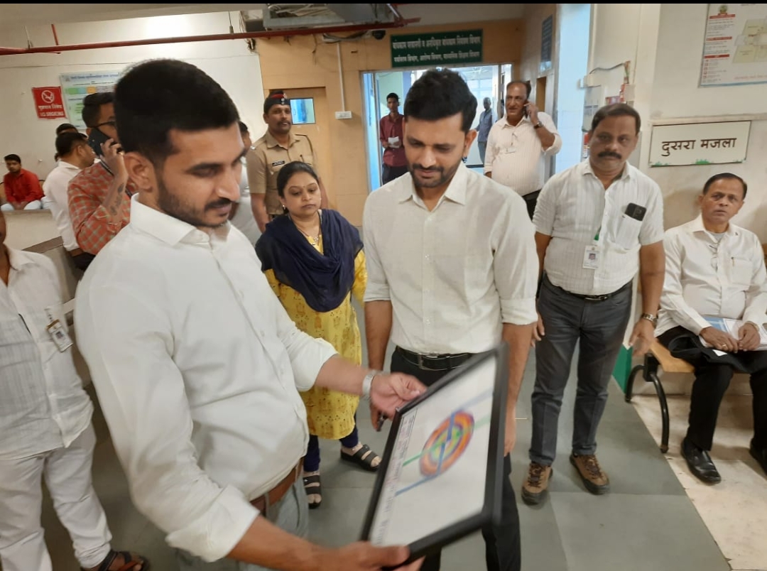 *पिंपरी चिंचवड महानगरपालिकेतील भिंती सजल्या विद्यार्थ्यांच्या चित्रांनी...*