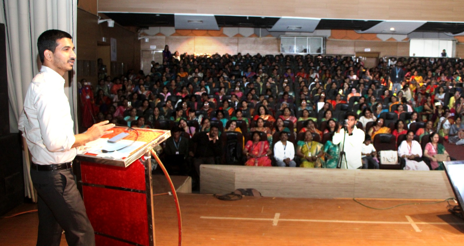 *सक्षमा प्रकल्पातील महिला बचत गटांसाठी महिला मार्गदर्शन मेळावा संपन्न*