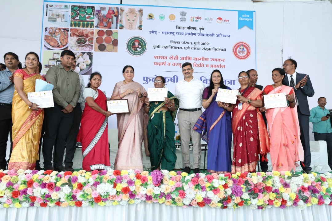 *'फुले कृषी सावित्री जत्रा' उपक्रमाला खासदार सुनेत्रा पवार यांची भेट*