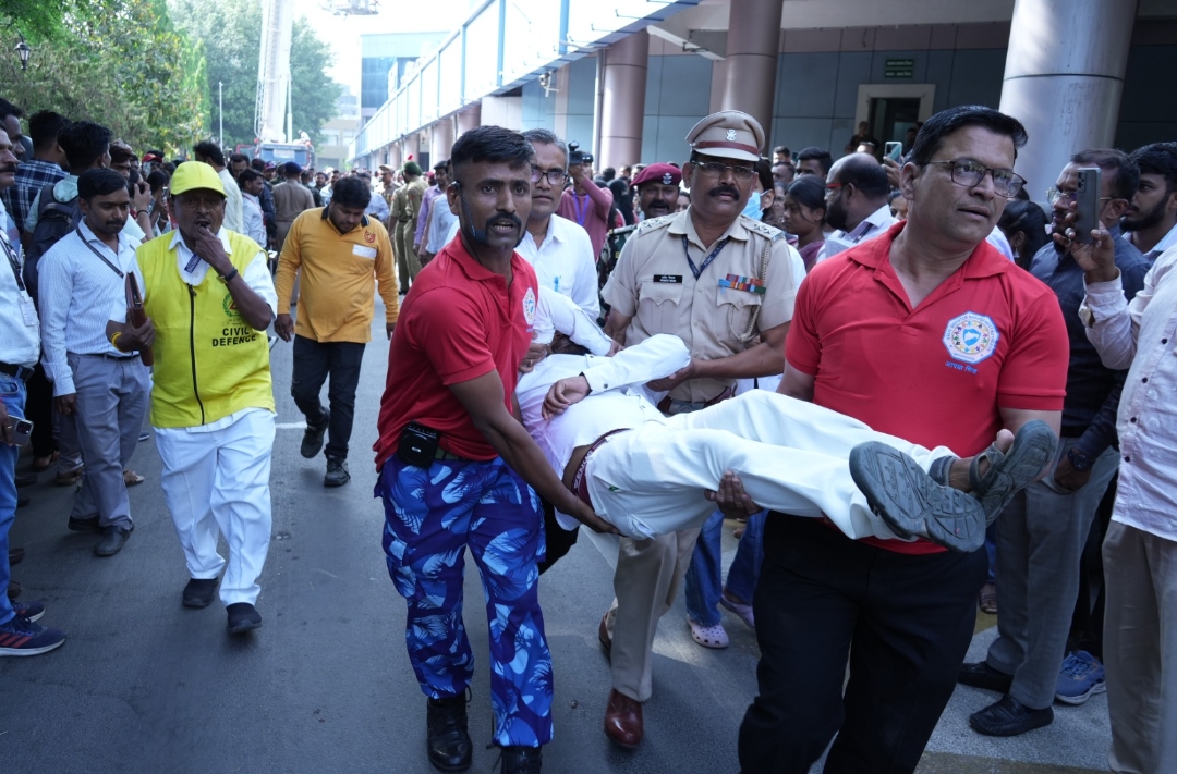 *पिंपरी चिंचवड महानगरपालिका प्रशासकीय भवनातील मॉकड्रिलचे यशस्वी आयोजन...*