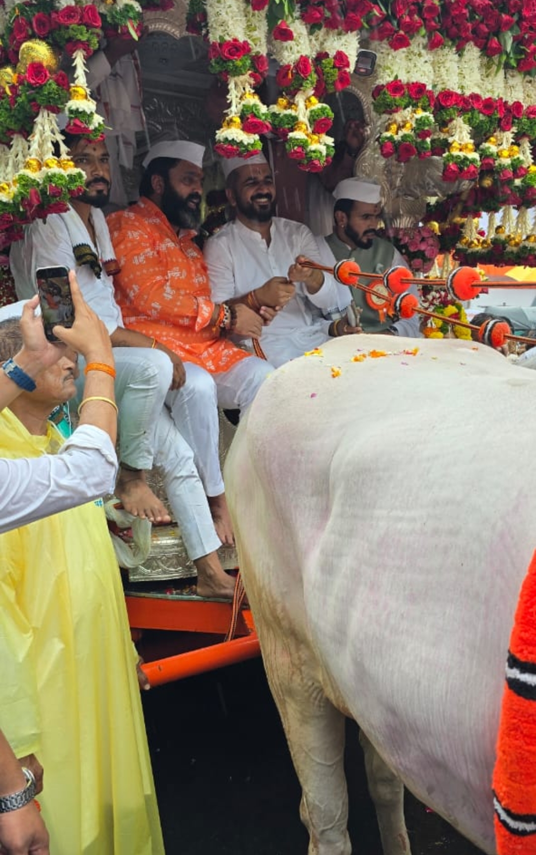 *रामकृष्ण हरी : संत तुकाराम महाराज पालखी सोहळ्याचे पिंपरी-चिंचवडमध्ये जल्लोषात स्वागत!*