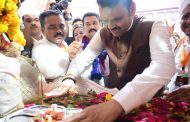*मुख्यमंत्री देवेंद्र फडणवीस यांनी घेतले संतश्रेष्ठ श्री ज्ञानेश्वर महाराज पादुकांचे दर्शन*