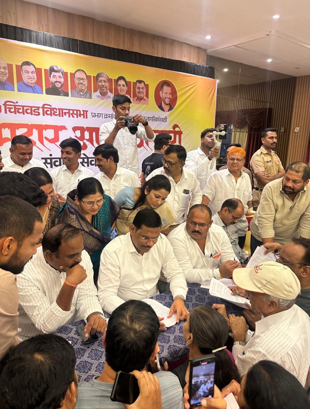 *‘आमदार आपल्या दारी’ उपक्रमात वाकड परिसरातील महत्त्वाच्या विकास कामांचा आढावा – आमदार शंकर जगताप यांनी केले ४८५ नागरिकांच्या तक्रारींचे 'ऑन द स्पॉट' निराकरण*