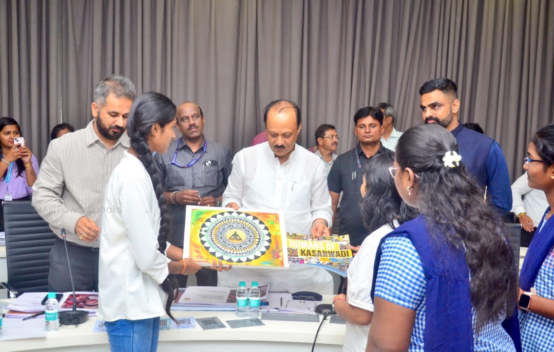 *पिंपरी चिंचवड महापालिका शाळांमधील पाच गुणवंत विद्यार्थ्यांचा उपमुख्यमंत्री अजित पवार यांच्या हस्ते सन्मान*