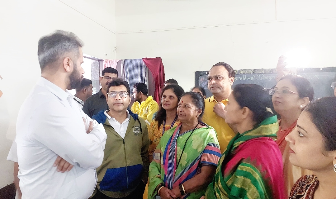 पिंपरी चिंचवड महापालिकेने पुराने बाधित झालेल्या भागातील ९५० नागरिकांचे सुरक्षित स्थळी केले स्थलांतर