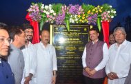मुख्यमंत्र्यांच्या हस्ते सावित्रीबाई फुले पुणे विद्यापीठ चौक येथील एकात्मिक दुमजली उड्डाणपूलाचे लोकार्पण