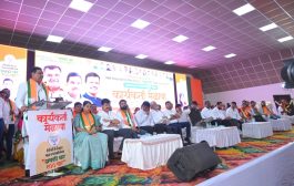 कार्यकर्त्यांच्या बळावर 