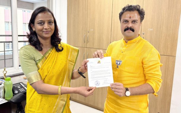 राजकारणाला माणुसकीचा स्पर्श; राघवेंद्रबाप्पू मानकर यांनी मानधन दिले रुग्णांसाठी