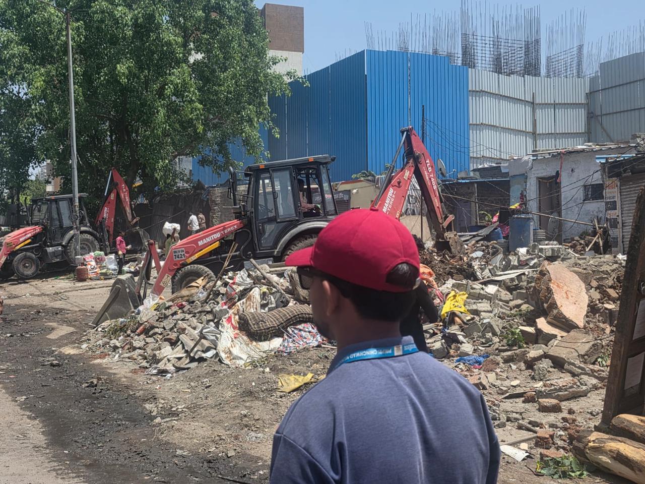 वाकड–म्हातोबानगर परिसरात महापालिकेची अतिक्रमण निर्मूलन मोहीम