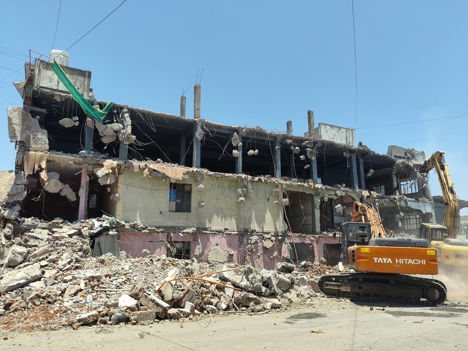 अनधिकृत बांधकामांविरोधात महापालिकेची धडक कारवाई सुरूच