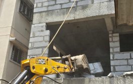 पिंपरी चिंचवड शहरातील ड व ह क्षेत्रीय कार्यालयांतील अनधिकृत बांधकामांवर महानगरपालिकेची कारवाई