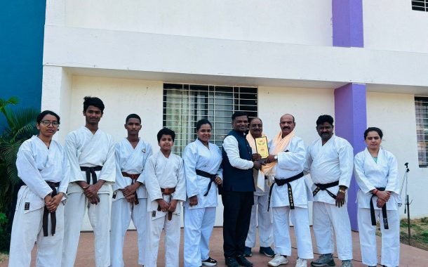 संत ज्ञानेश्वर इंग्लिश मिडीयम स्कूलमध्ये स्वसंरक्षण प्रशिक्षण सत्र उत्साहात